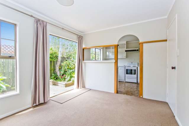 28b Oxford Terrace Devonport_3