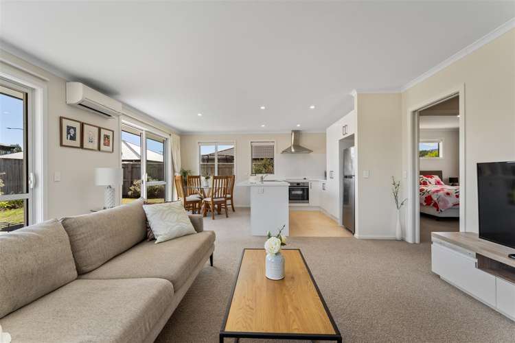 6 Camberley Road Richmond_16