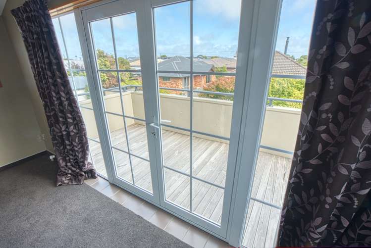 40 Palmerston Street Greymouth_28