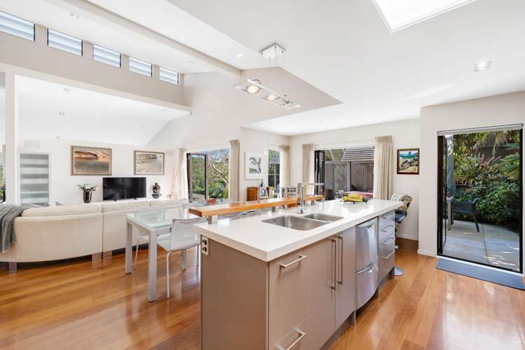 24 Clovelly Road Bucklands Beach_11