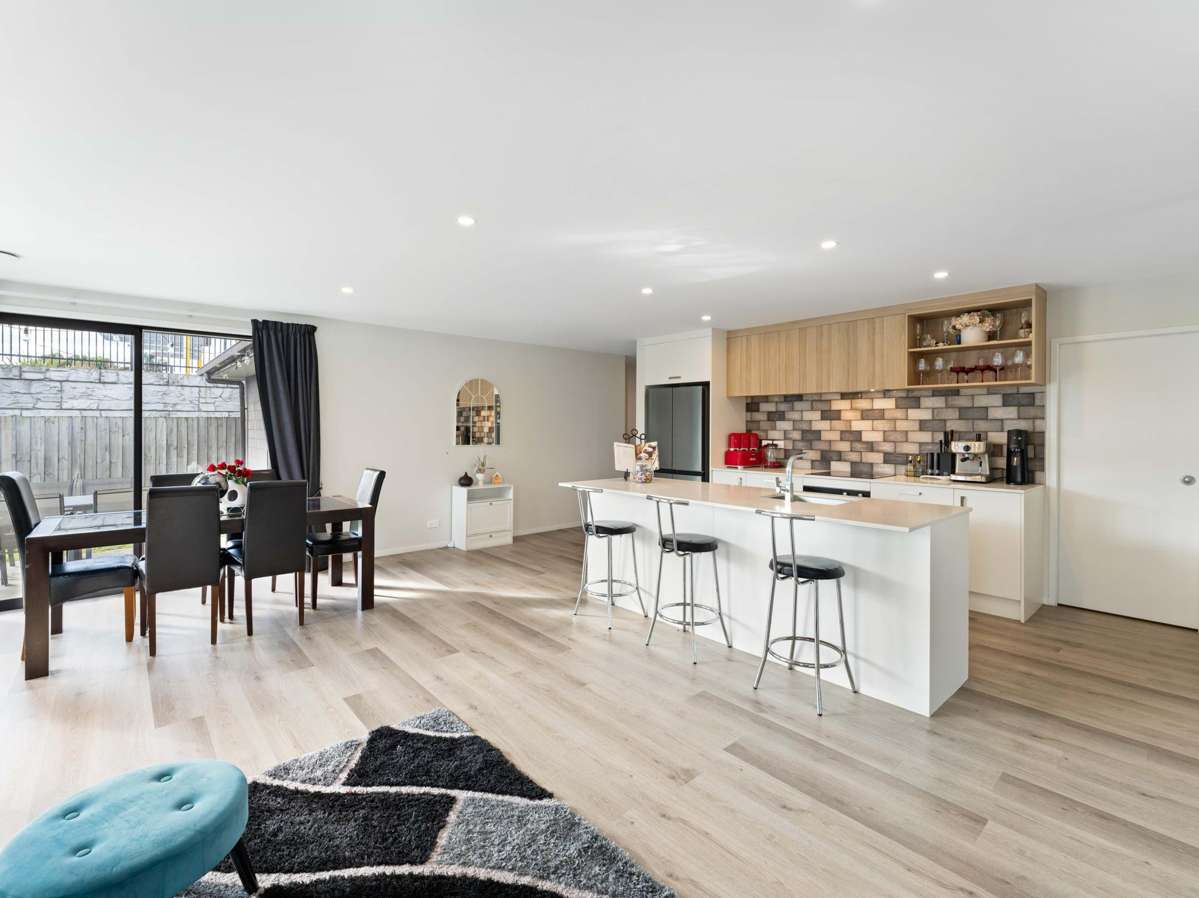 25 Dumas Place_2