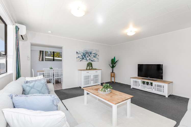 10 Indiana Grove Totara Park_6