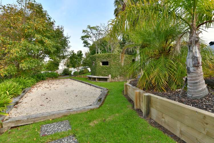 8/126 Whangaparaoa Road Red Beach_19