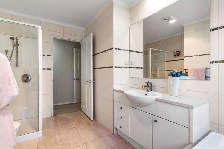 101 Pine Harbour Parade Beachlands_19