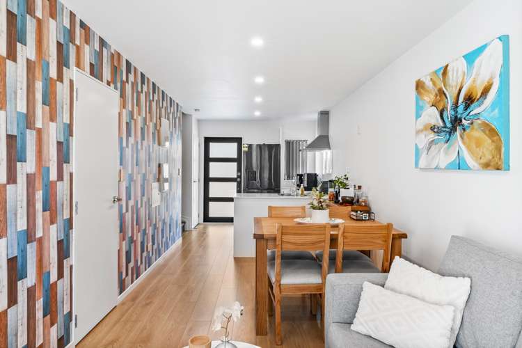 4/6 South Pacific Place_0