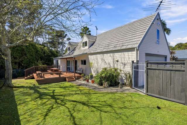 Established Charm, Unexpected Space