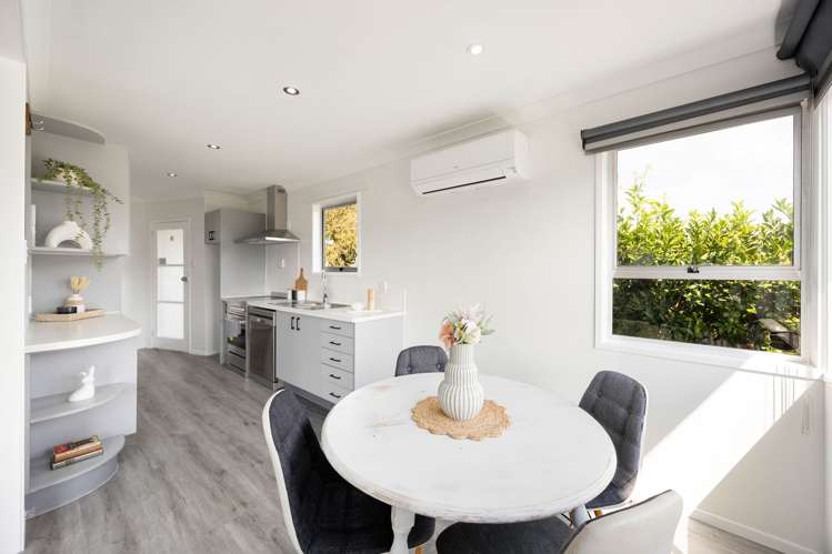 53 Karen Crescent Dinsdale_15