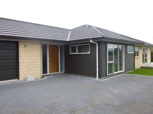 120 Main Road Waikanae_1