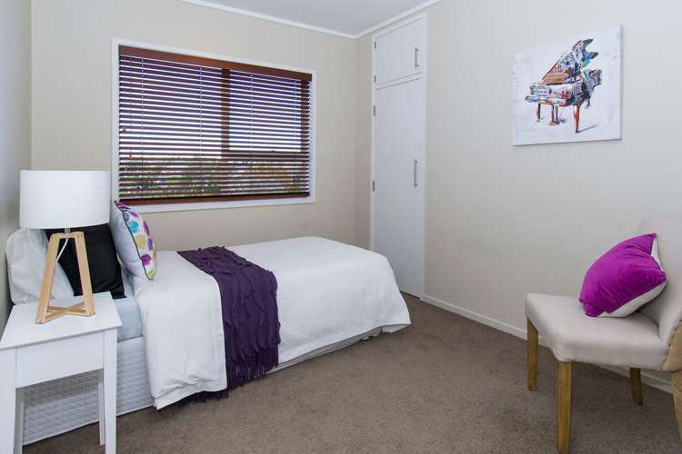 6 Hartles Place Mellons Bay_12