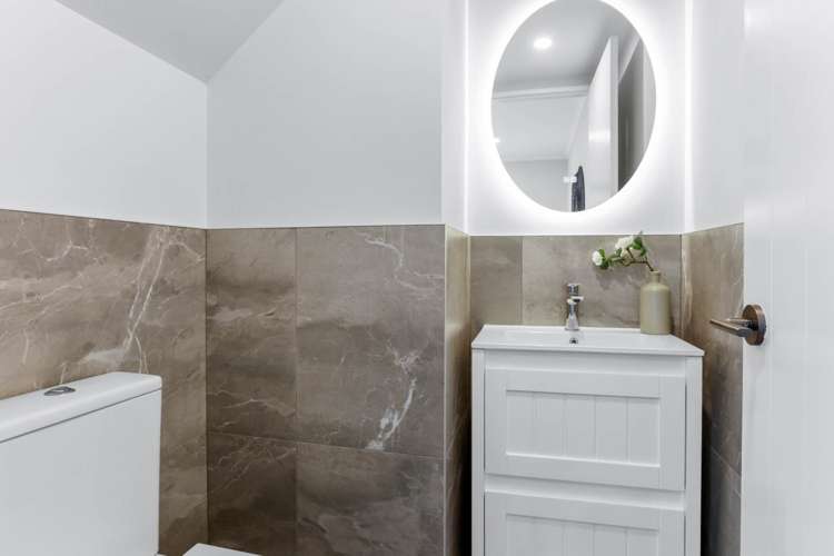 7 Pumau Place Flat Bush_10