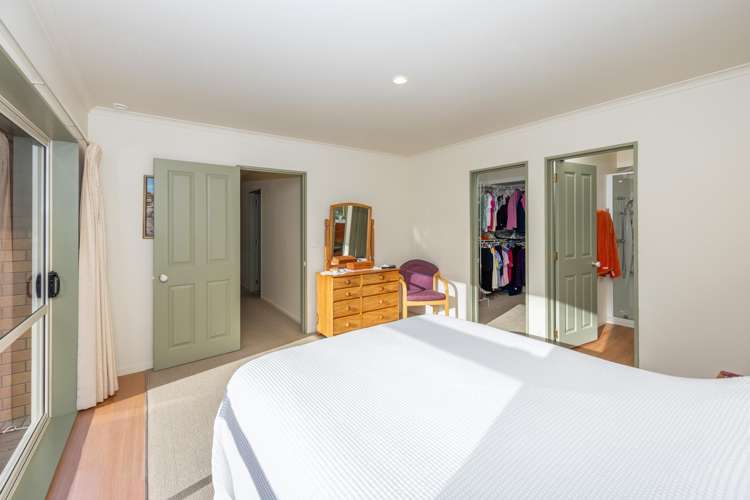 15 Roderick Place Rototuna_26