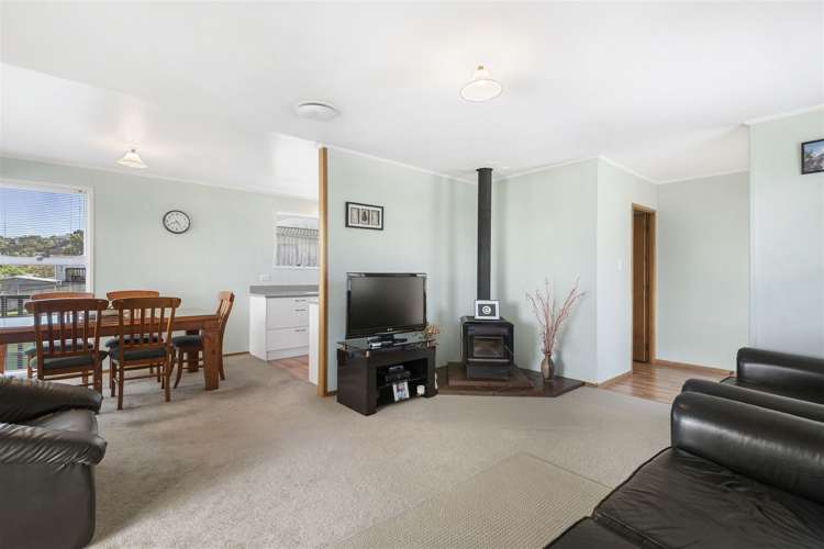 78 Solar Road Glen Eden_5