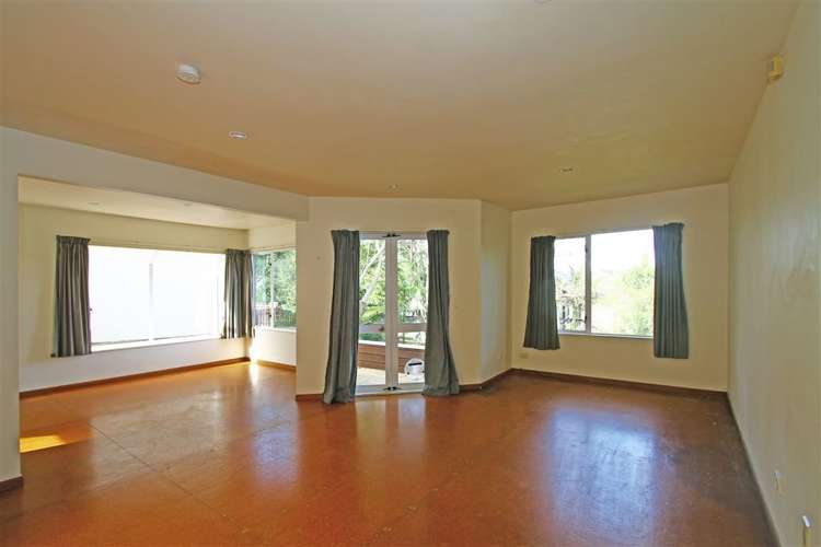 2/418 Beach Road Mairangi Bay_6