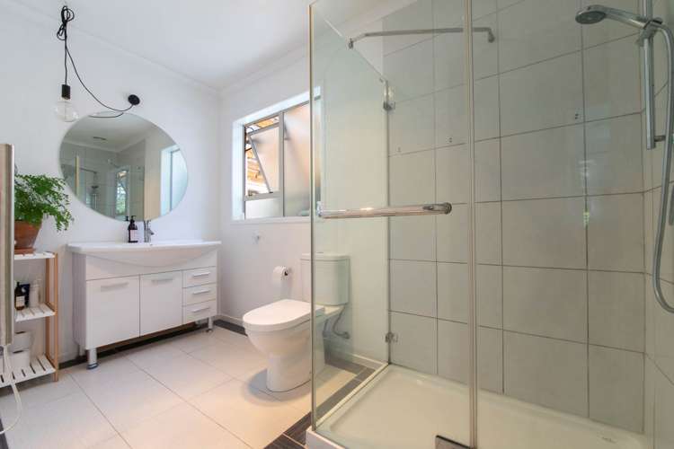 13 Rimutaka Place Titirangi_13