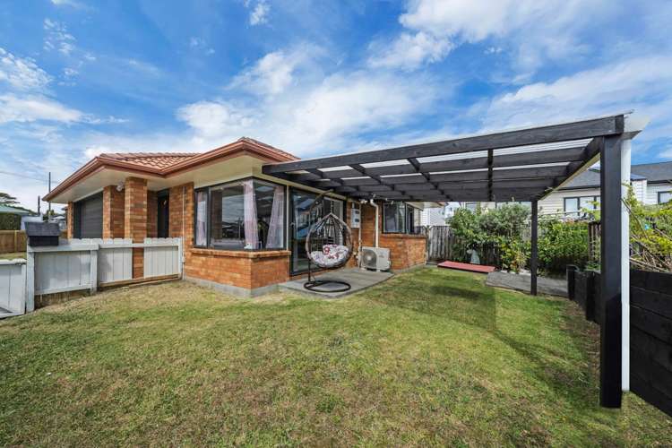 2 Pantera Way Hill Park_34