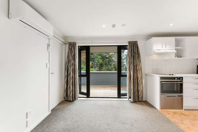 17A/30 Westward Ho Glen Eden_3