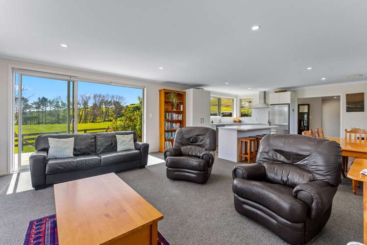 207 Fletcher Road Waimauku_9