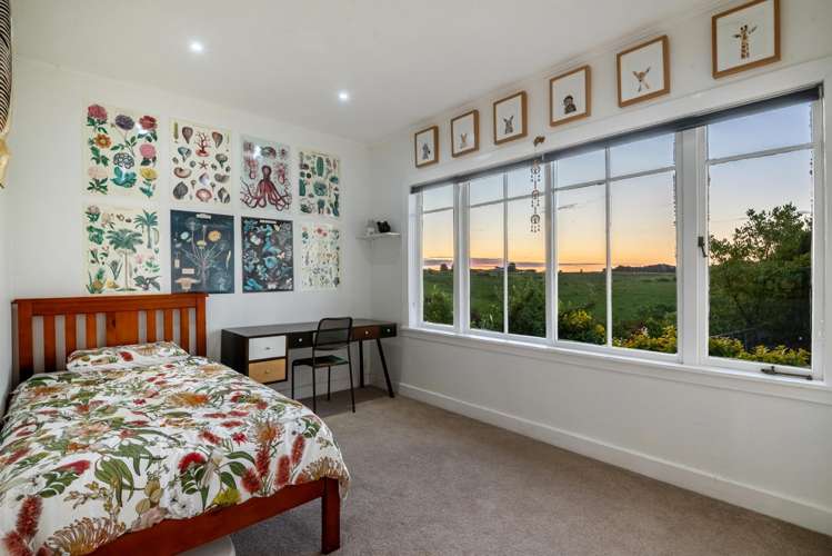 44 Arone Way Wainui_16