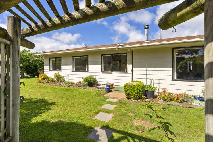 42 Walton Avenue Waikanae_14