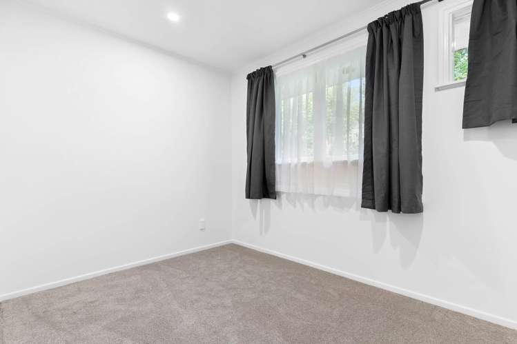 2/10 Mears Place Epsom_9