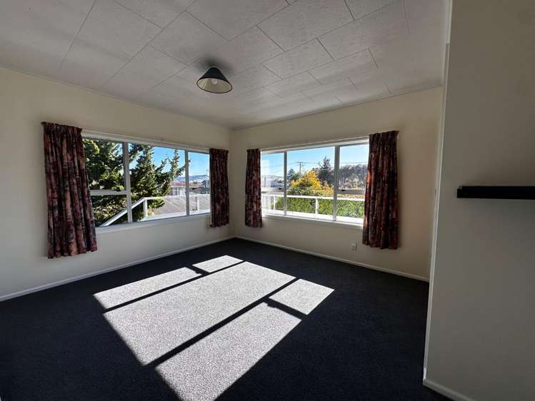 15 Waitahanui Avenue 11210_3