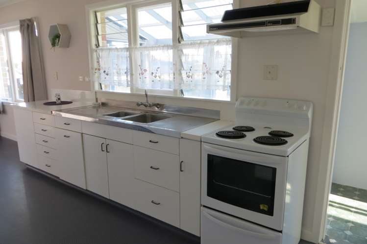 9 Churchill Avenue Te Aroha_3