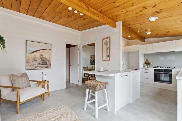 8 Takapu Street Matua_6