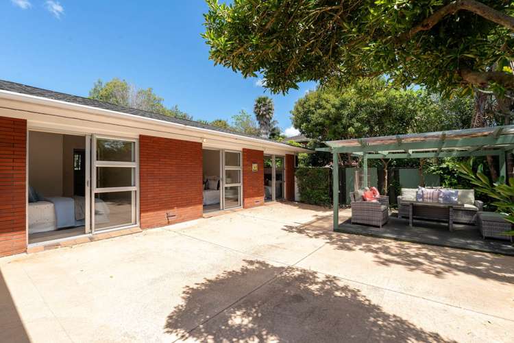 27 Pooley Street Pakuranga Heights_12