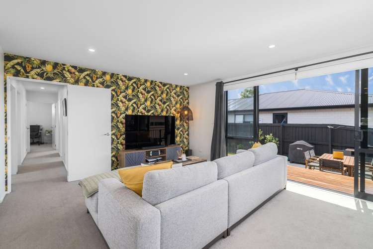 6 Youngston Lane Woolston_10