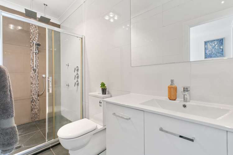 1/6 South Street Papakura_7