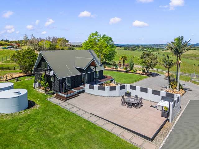 Country comfort with a rural coastal outlook