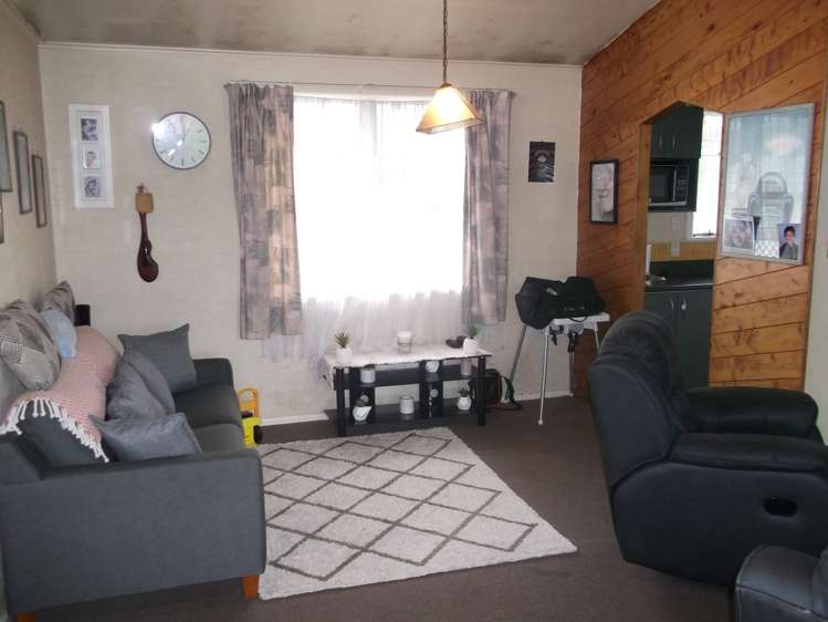 5 Lyndon Place Manurewa_11