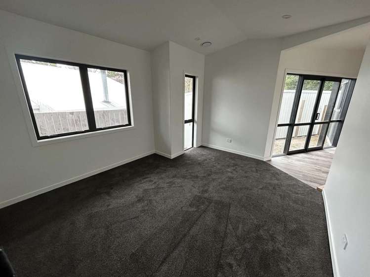 29 Silverwood Lane Leamington_5
