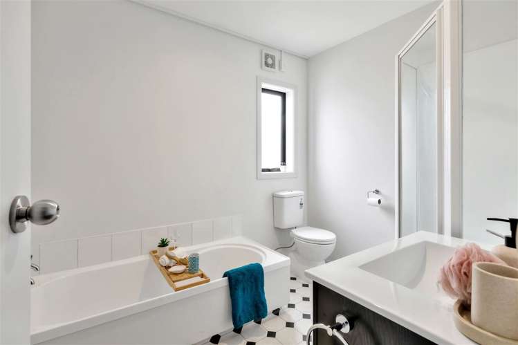 84a Stewart Drive Newlands_12