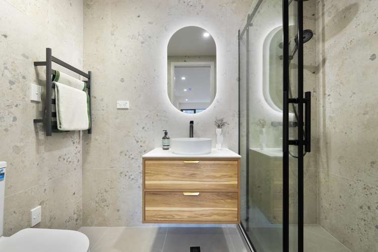 69b Chivalry Road Glenfield_26