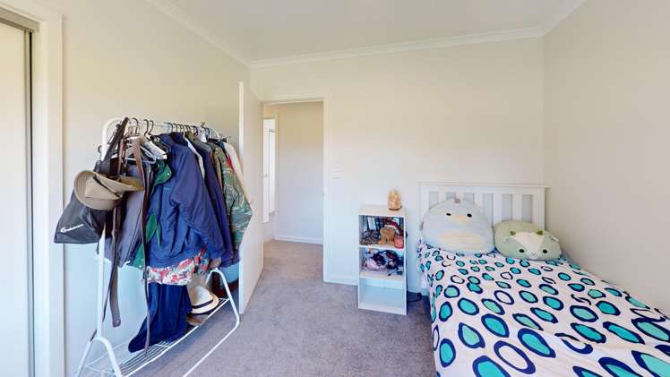 52 Geoff Geering Drive Netherby_11