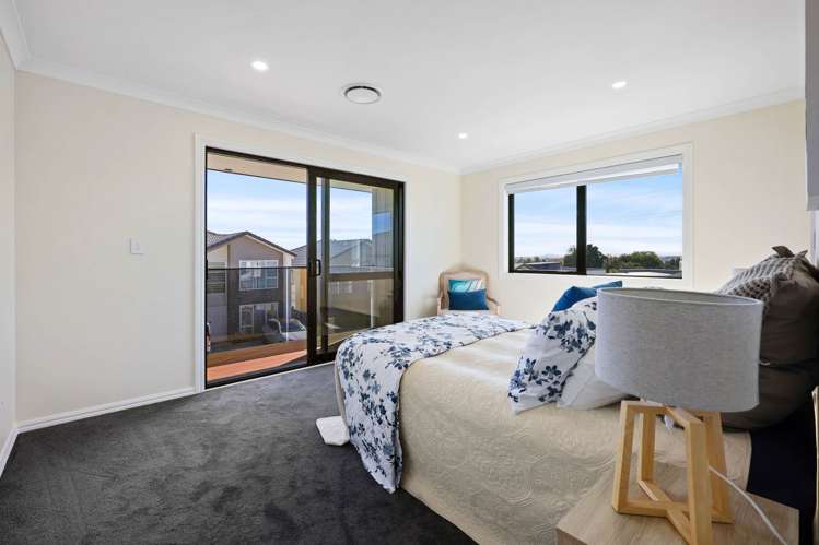17 Ballyalton Crescent Flat Bush_54