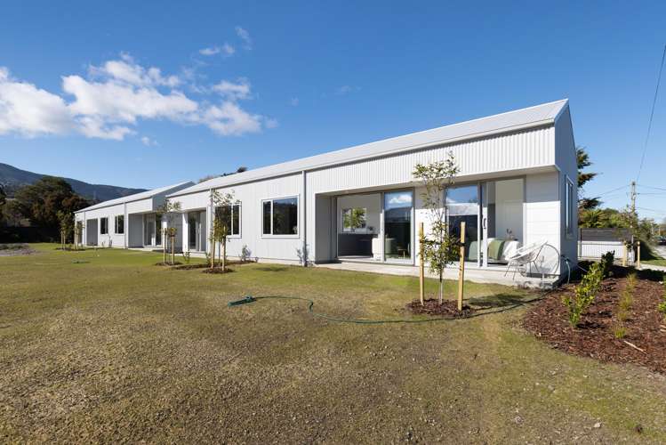 15A & 15D Neale Avenue Stoke_15