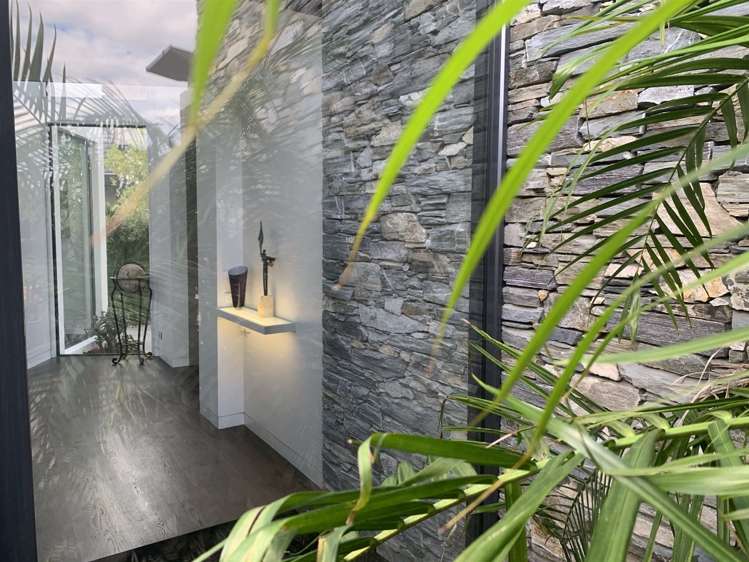 193 Beach Road Castor Bay_6