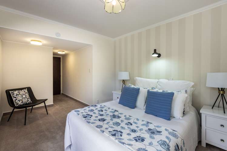 2/22 Middle Road Havelock North_9