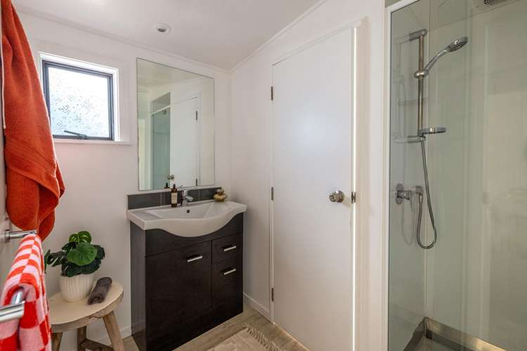 6 Eden Terrace Onetangi_17