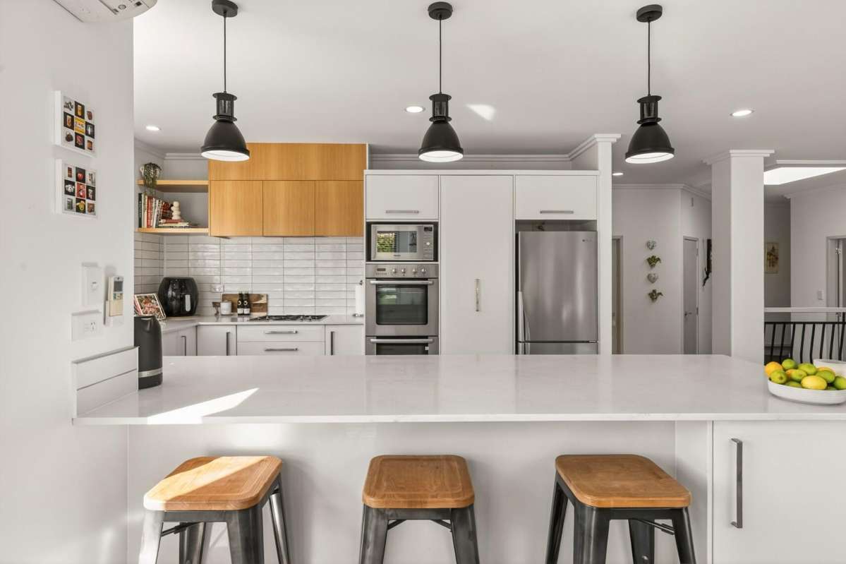 8 Bucklands Crescent_5