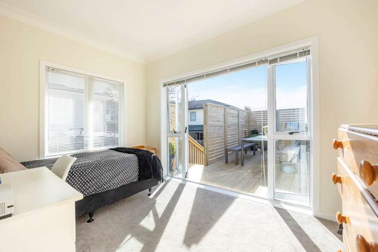 161 Golf Road Titirangi_14