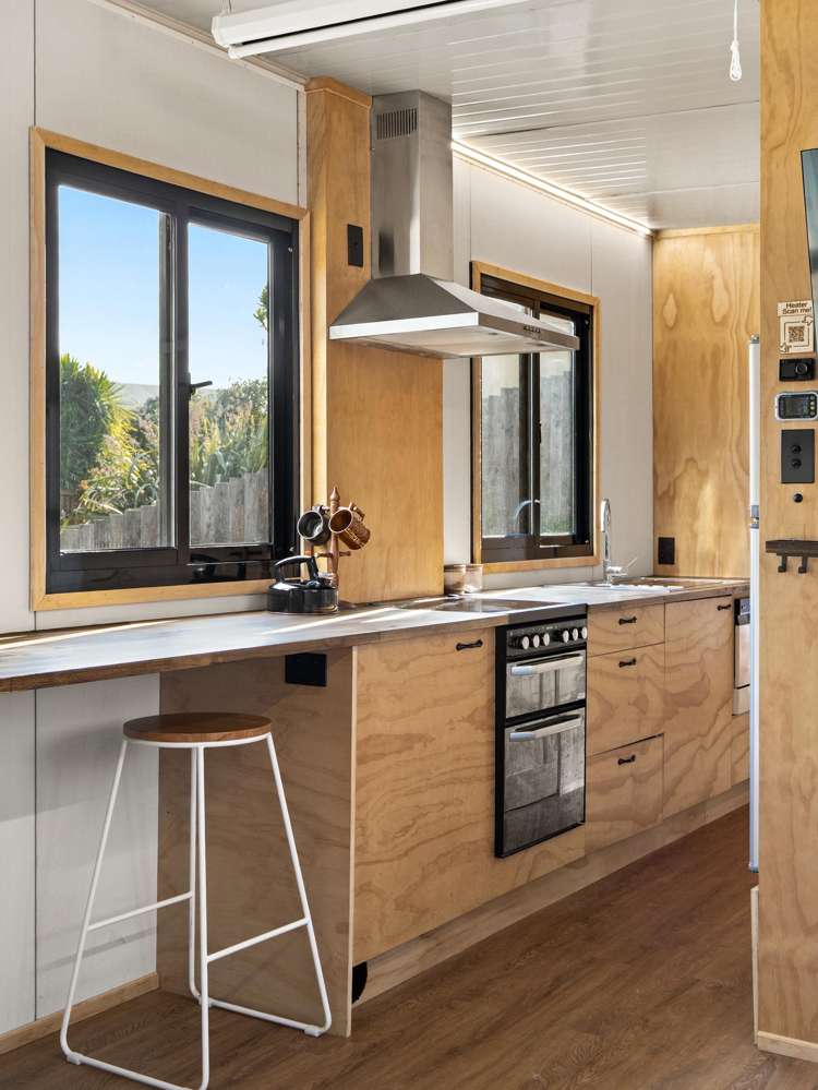 67 Brighton Road Green Island_13