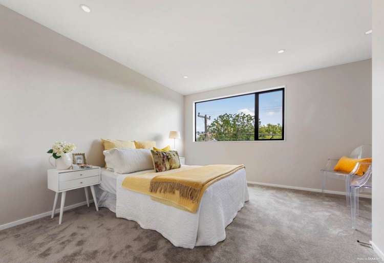 2/53 Archibald Road Kelston_4