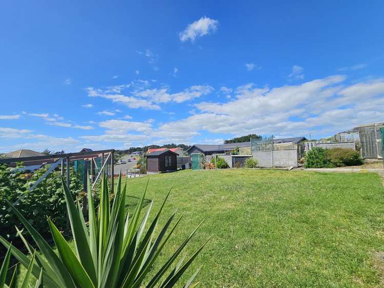 13 Matakane Street Waitarere Beach_5