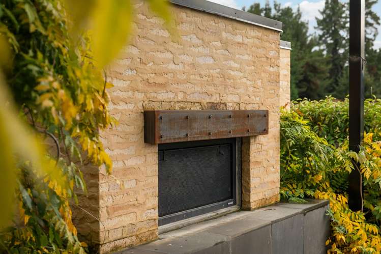Unit 4, 58 Malvern Road Wanaka_17