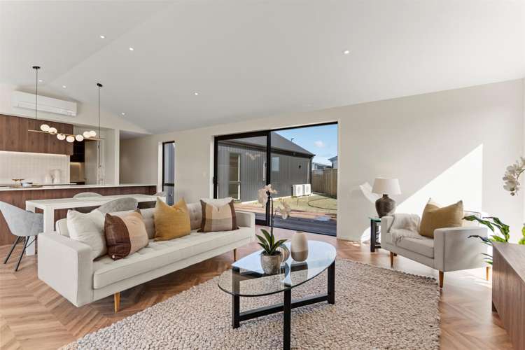 8 Silvergrass Way Rolleston_16