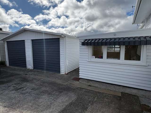 1 Sussex Place Te Kamo_2