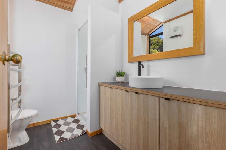 41 James Cook Drive Whitby_17